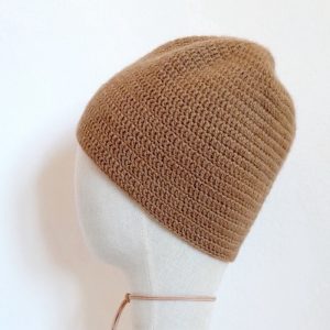 Baby Kamelhaar Haube Junger Nüster in weltbester Qualität. Ungefärbt und handgearbeitet in unserer Hauben Manufaktur