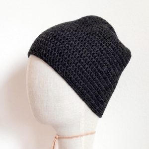 Merino Haube Gregory in GOTS zertifizierter, nachhaltiger top Qualität. Handarbeit aus Österreich