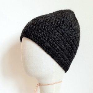 Merino Haube Ossa in GOTS zertifizierter, nachhaltiger top Qualität. Handarbeit aus Österreich