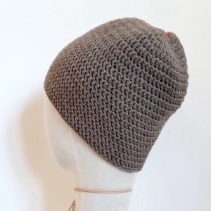 Merino Haube Qutback in GOTS zertifizierter, nachhaltiger top Qualität. Handarbeit aus Österreich